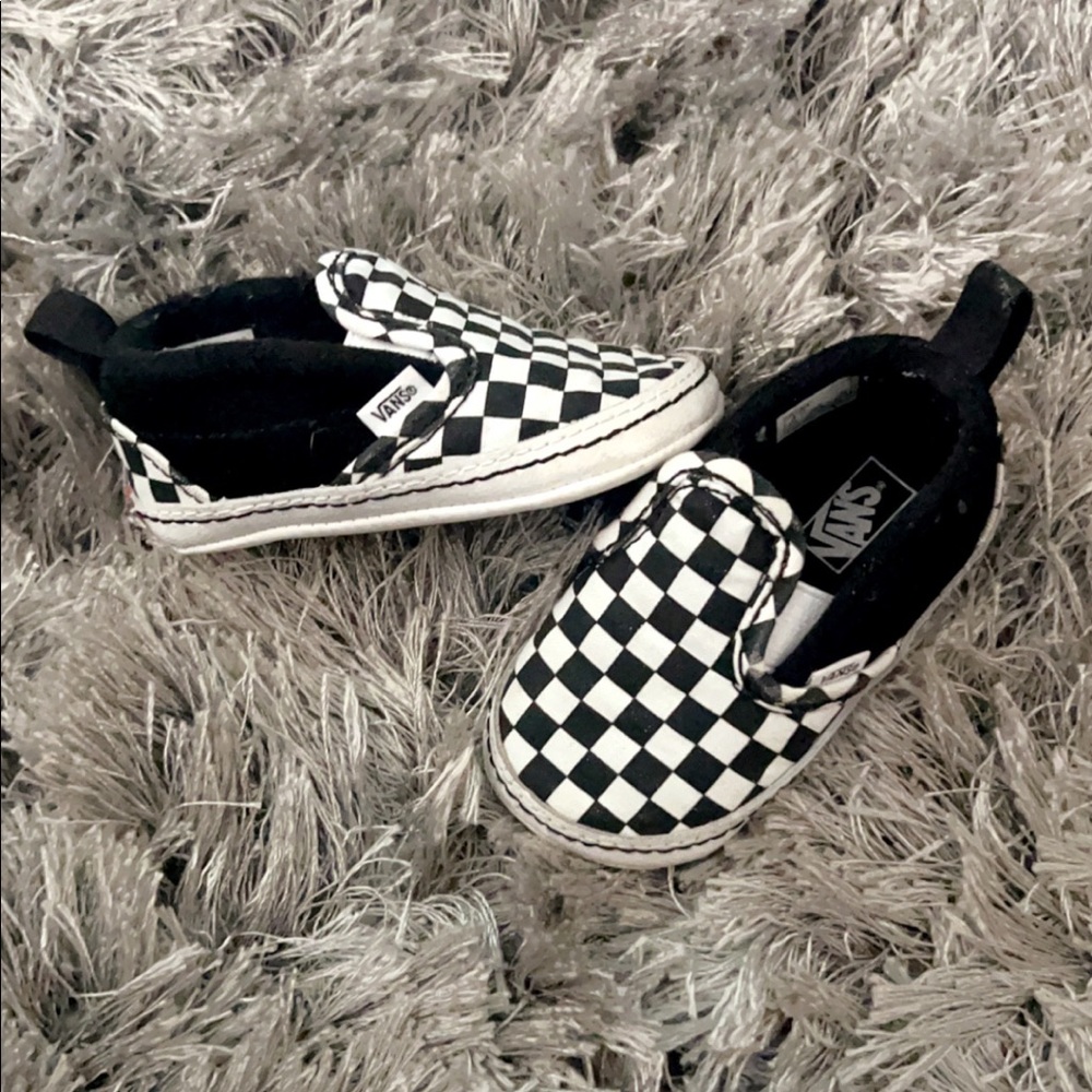 Baby vans size 4